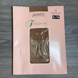 Fredericks of Hollywood Lace Top Thigh Hi Stockings Hosery Size 3X 4X Bare USA